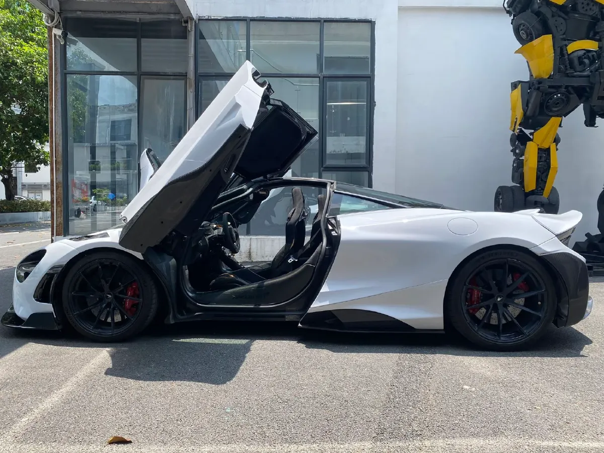 2017 McLaren 720S 4.0T 720HP V8 7DCT,autocango,china used car exporter,china ev exporter,chinese used car exporter,chinese used ev exporter