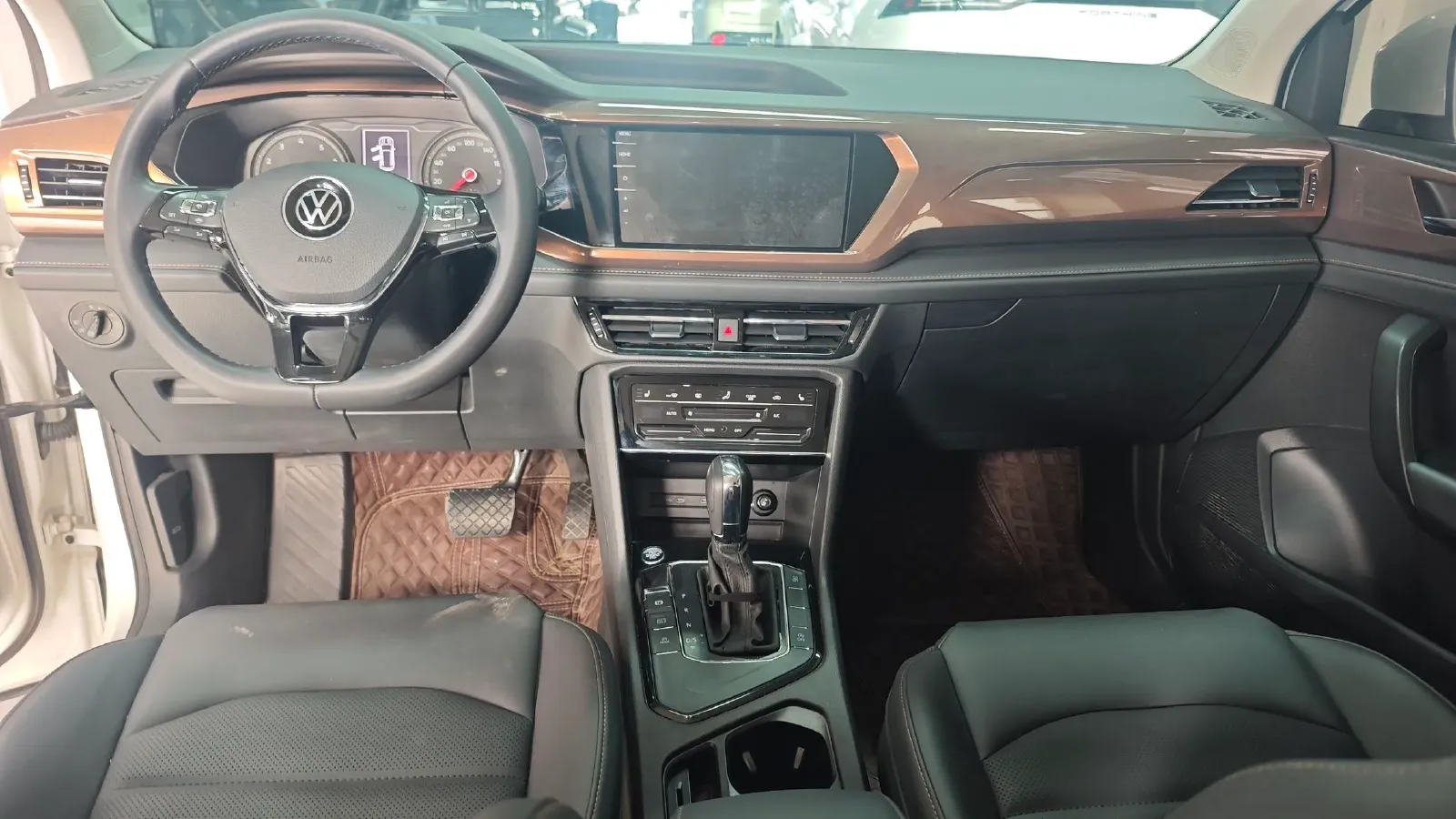 2021 Volkswagen Tharu 1.4T 150HP L4 7DCT,autocango,china used car exporter,china ev exporter,chinese used car exporter,chinese used ev exporter