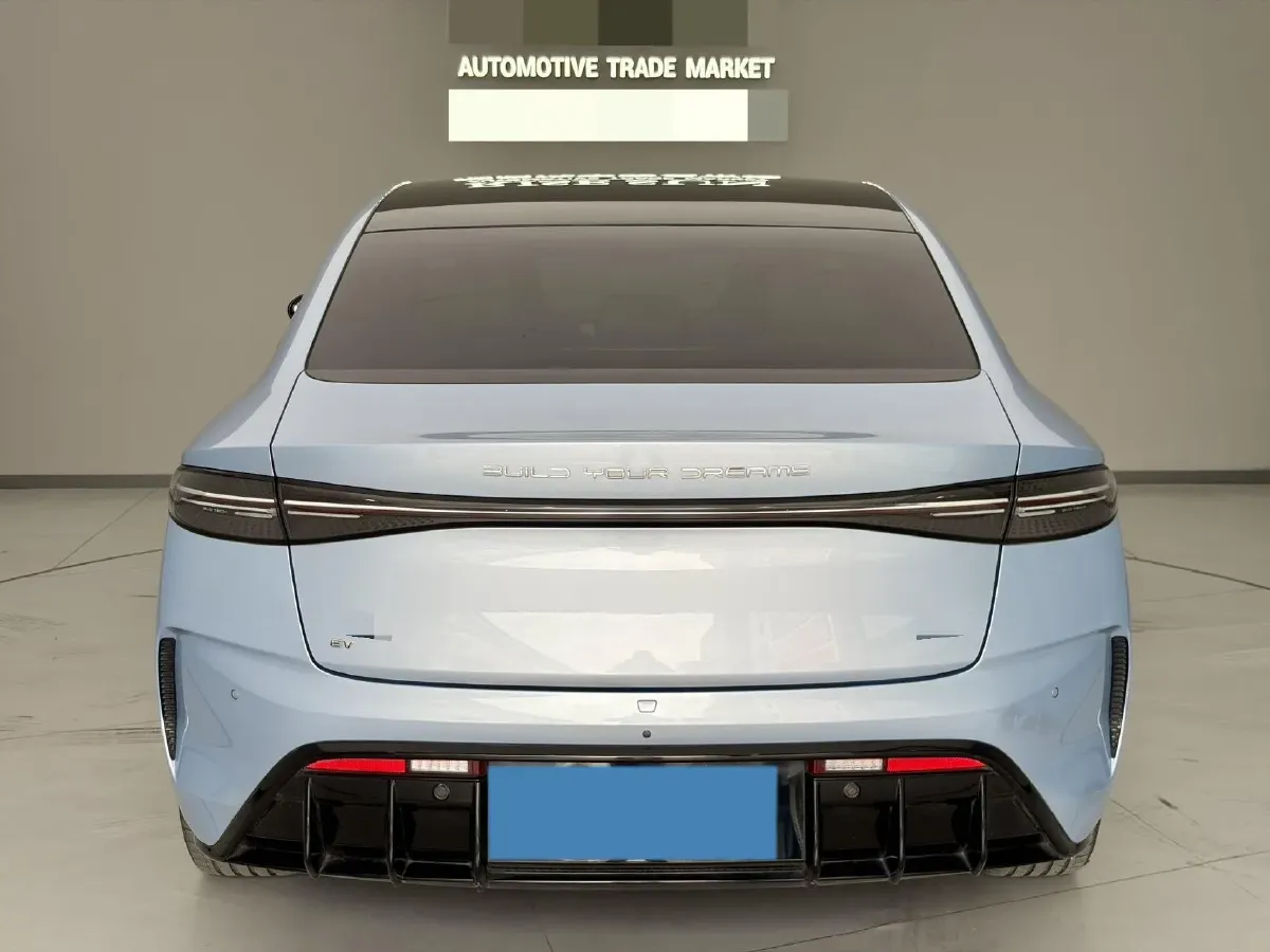 2022 AITO AITO M5 Range Extended 125HP REEV 40KWH,autocango,china used car exporter,china ev exporter,chinese used car exporter,chinese used ev exporter