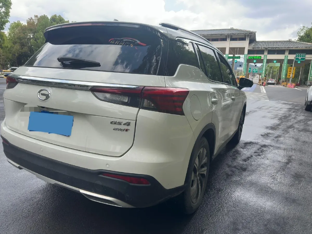 2021 GAC Trumpchi GS4 1.5T 169HP L4 6AT,autocango,china used car exporter,china ev exporter,chinese used car exporter,chinese used ev exporter