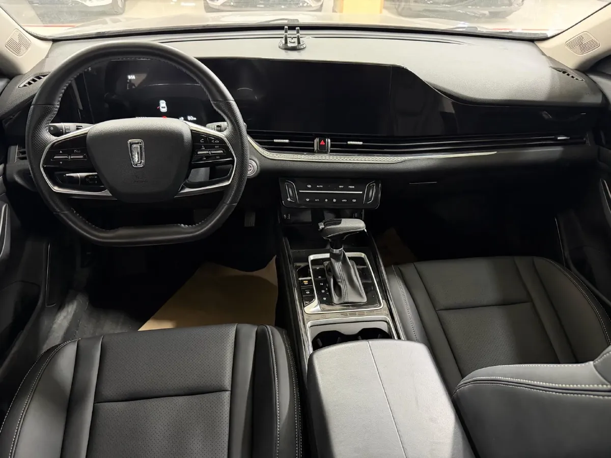 2023 MAXUS G50 1.5T 181HP L4 7DCT,autocango,china used car exporter,china ev exporter,chinese used car exporter,chinese used ev exporter