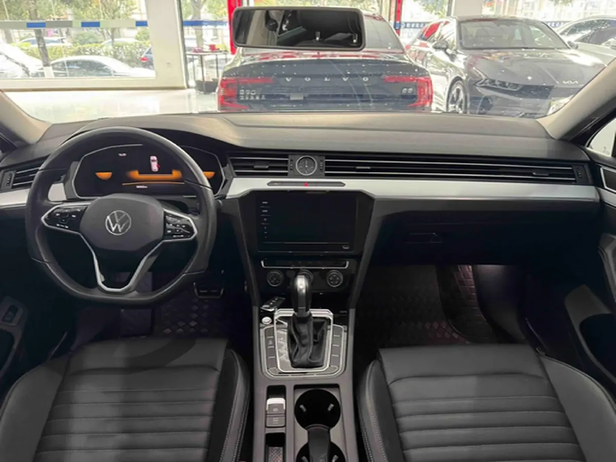 2024 Volkswagen Magotan 1.4T 150HP L4 7DCT,autocango,china used car exporter,china ev exporter,chinese used car exporter,chinese used ev exporter