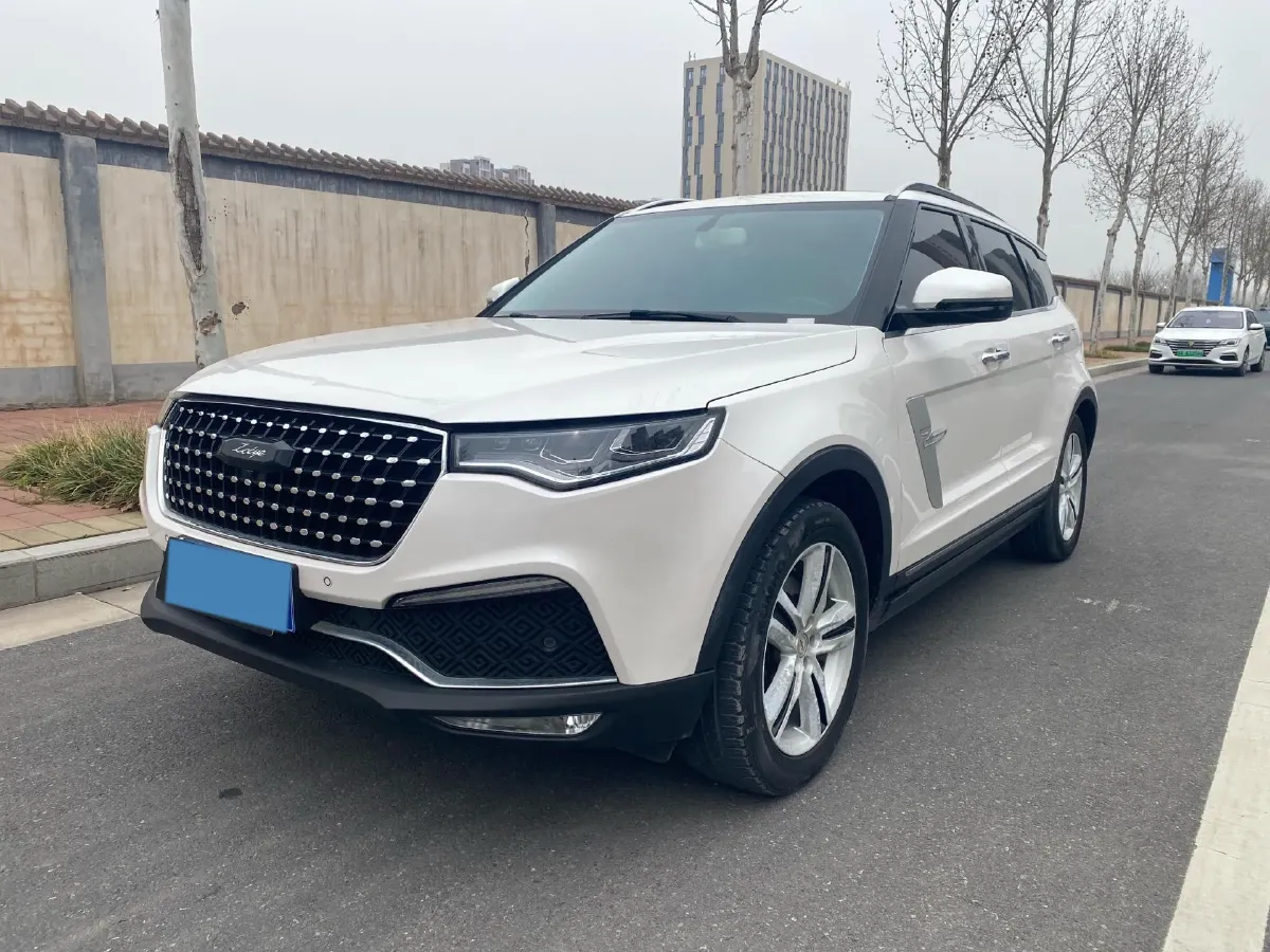 2017 Zotye T700 1.8T 177HP L4 6DCT,autocango,china used car exporter,china ev exporter,chinese used car exporter,chinese used ev exporter