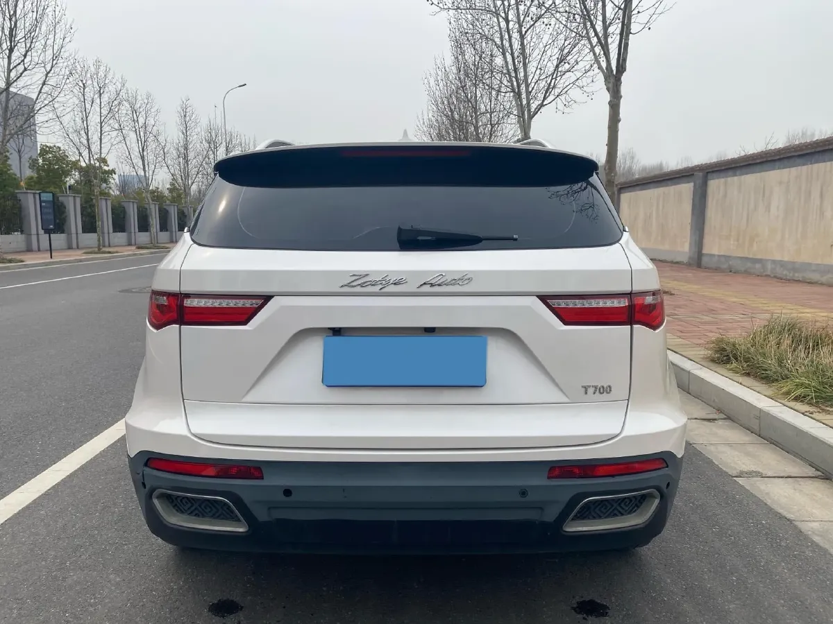 2017 Zotye T700 1.8T 177HP L4 6DCT,autocango,china used car exporter,china ev exporter,chinese used car exporter,chinese used ev exporter