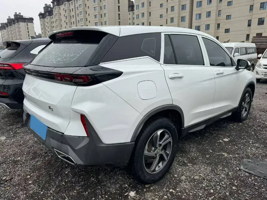 2019 HaiMa 8S 1.6T 195HP L4 6AT,autocango,china used car exporter,china ev exporter,chinese used car exporter,chinese used ev exporter