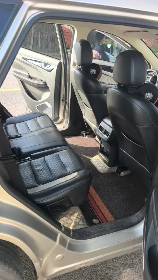 2019 Jetour X90 1.6T 197HP L4 7DCT,autocango,china used car exporter,china ev exporter,chinese used car exporter,chinese used ev exporter