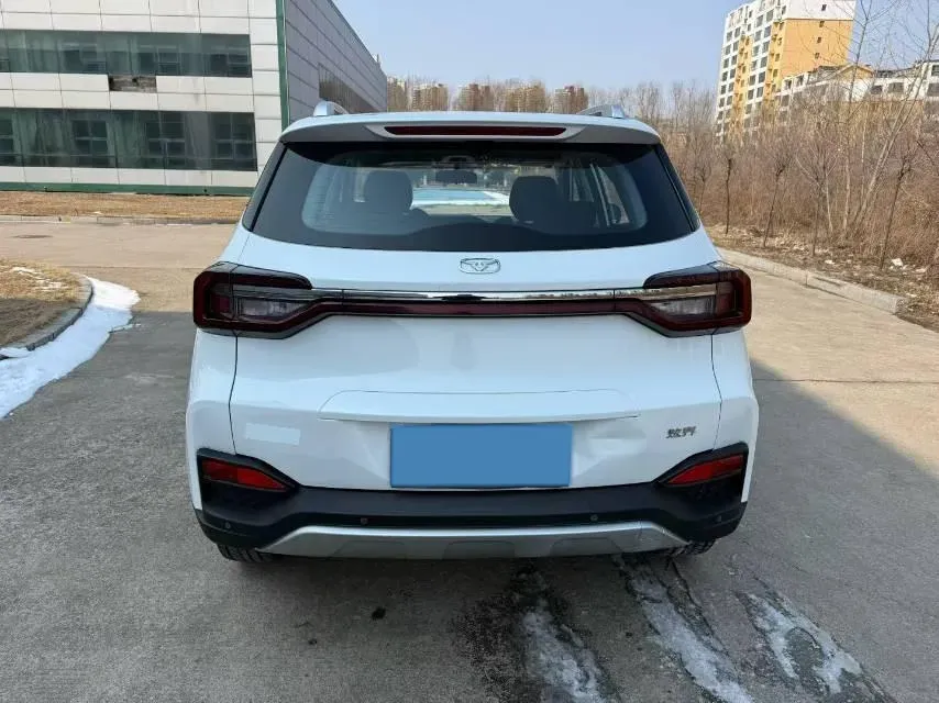 2020 KaiYi XuanJie 1.5L 116HP L4 5MT,autocango,china used car exporter,china ev exporter,chinese used car exporter,chinese used ev exporter