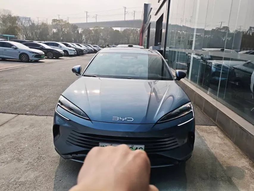 2025 BYD Seal07 DM-i 1.5L 101HP L4 E-CVT PHEV 17.6KWH,autocango,china used car exporter,china ev exporter,chinese used car exporter,chinese used ev exporter