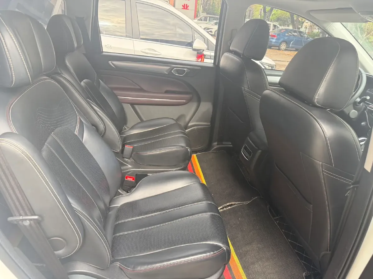 2023 GAC Trumpchi M6 1.5T 177HP L4 7DCT,autocango,china used car exporter,china ev exporter,chinese used car exporter,chinese used ev exporter