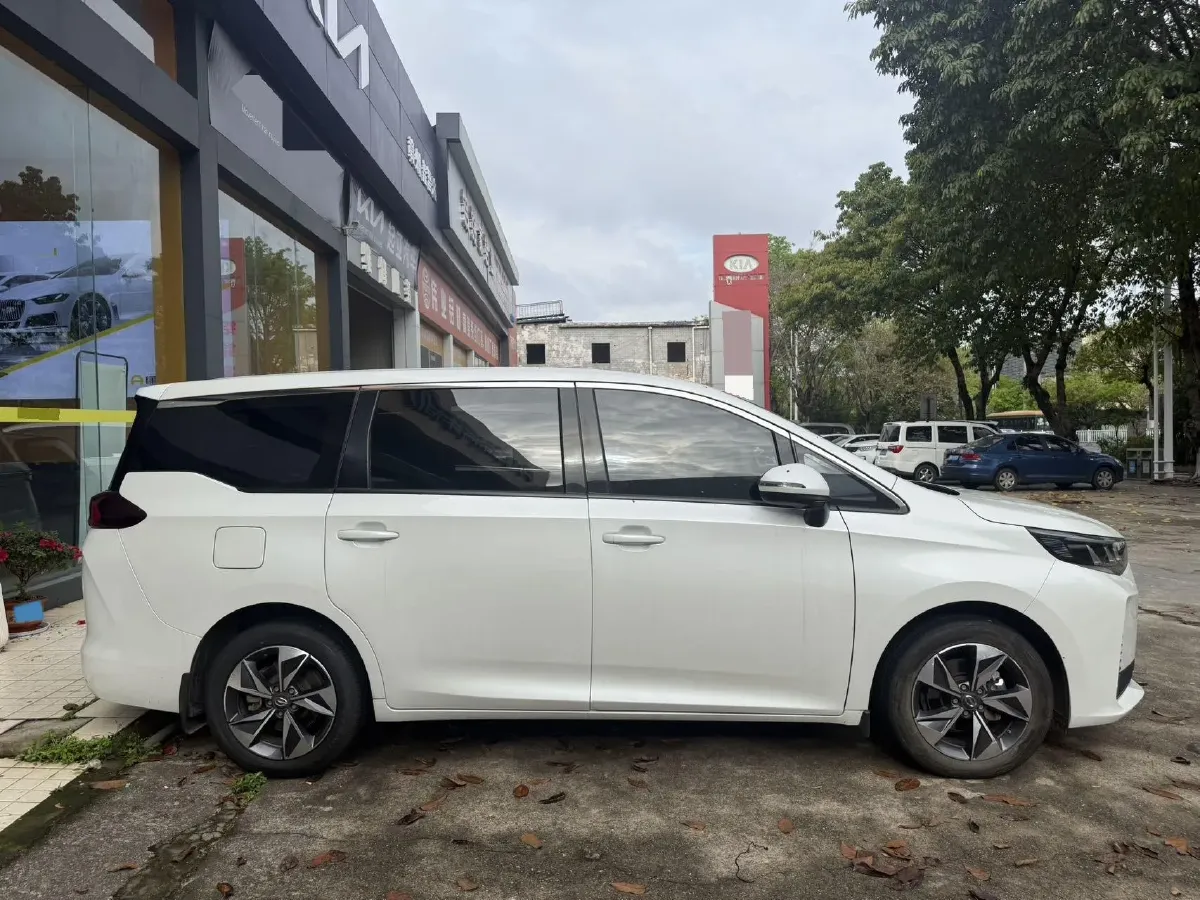 2023 GAC Trumpchi M6 1.5T 177HP L4 7DCT,autocango,china used car exporter,china ev exporter,chinese used car exporter,chinese used ev exporter