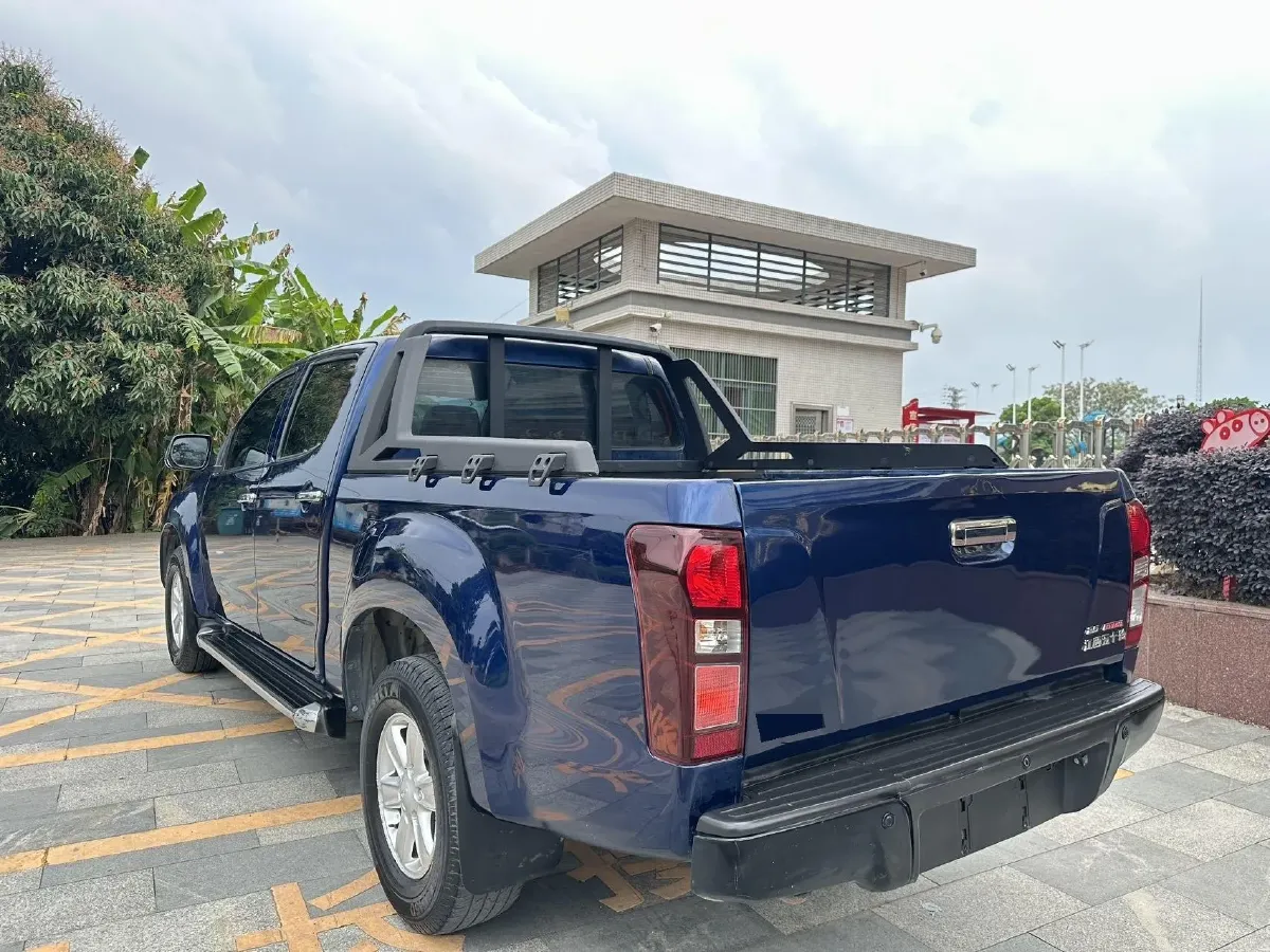 2020 Isuzu LingTuo 2.5T 150HP L4 6MT,autocango,china used car exporter,china ev exporter,chinese used car exporter,chinese used ev exporter