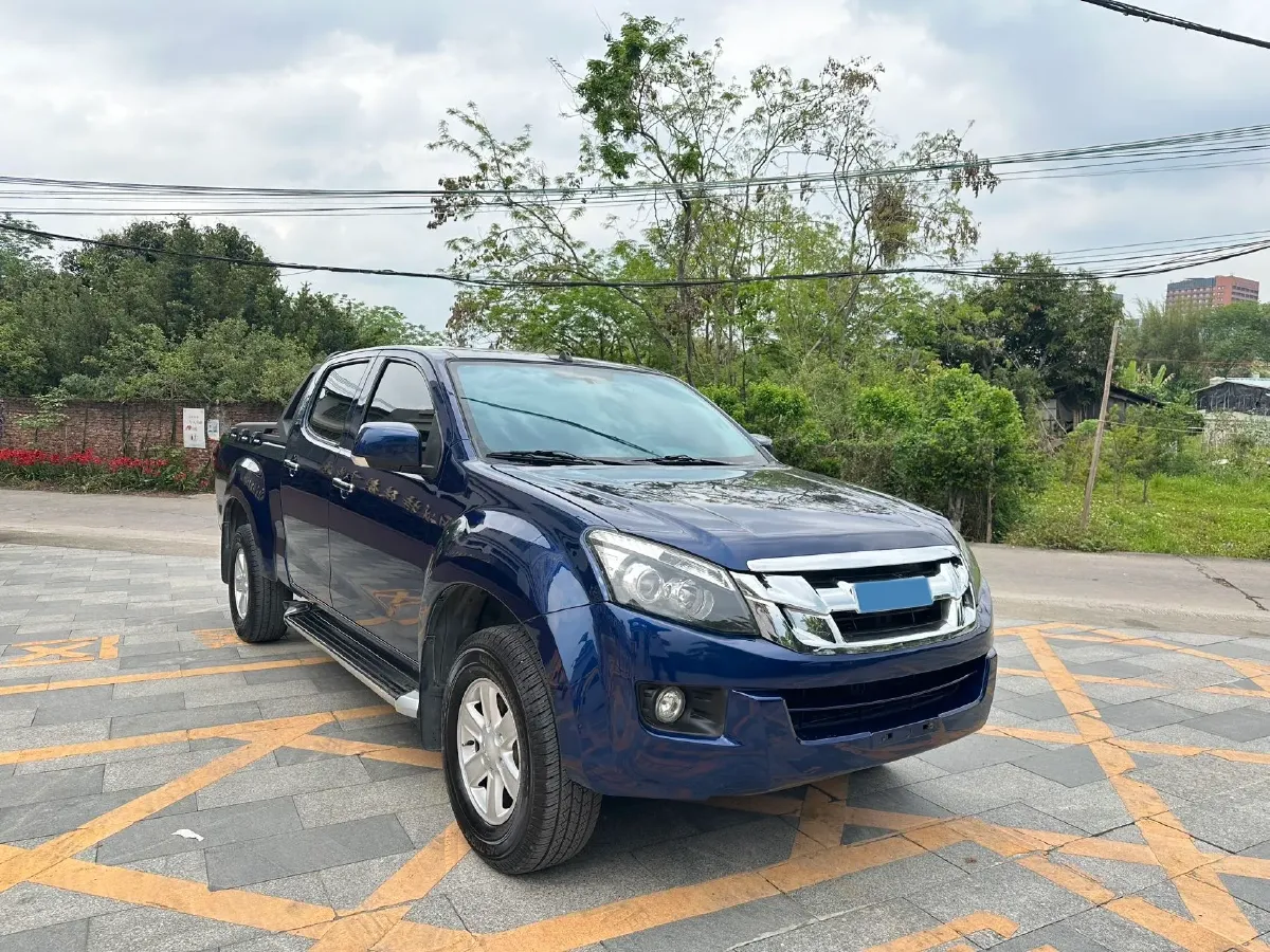 2020 Isuzu LingTuo 2.5T 150HP L4 6MT,autocango,china used car exporter,china ev exporter,chinese used car exporter,chinese used ev exporter