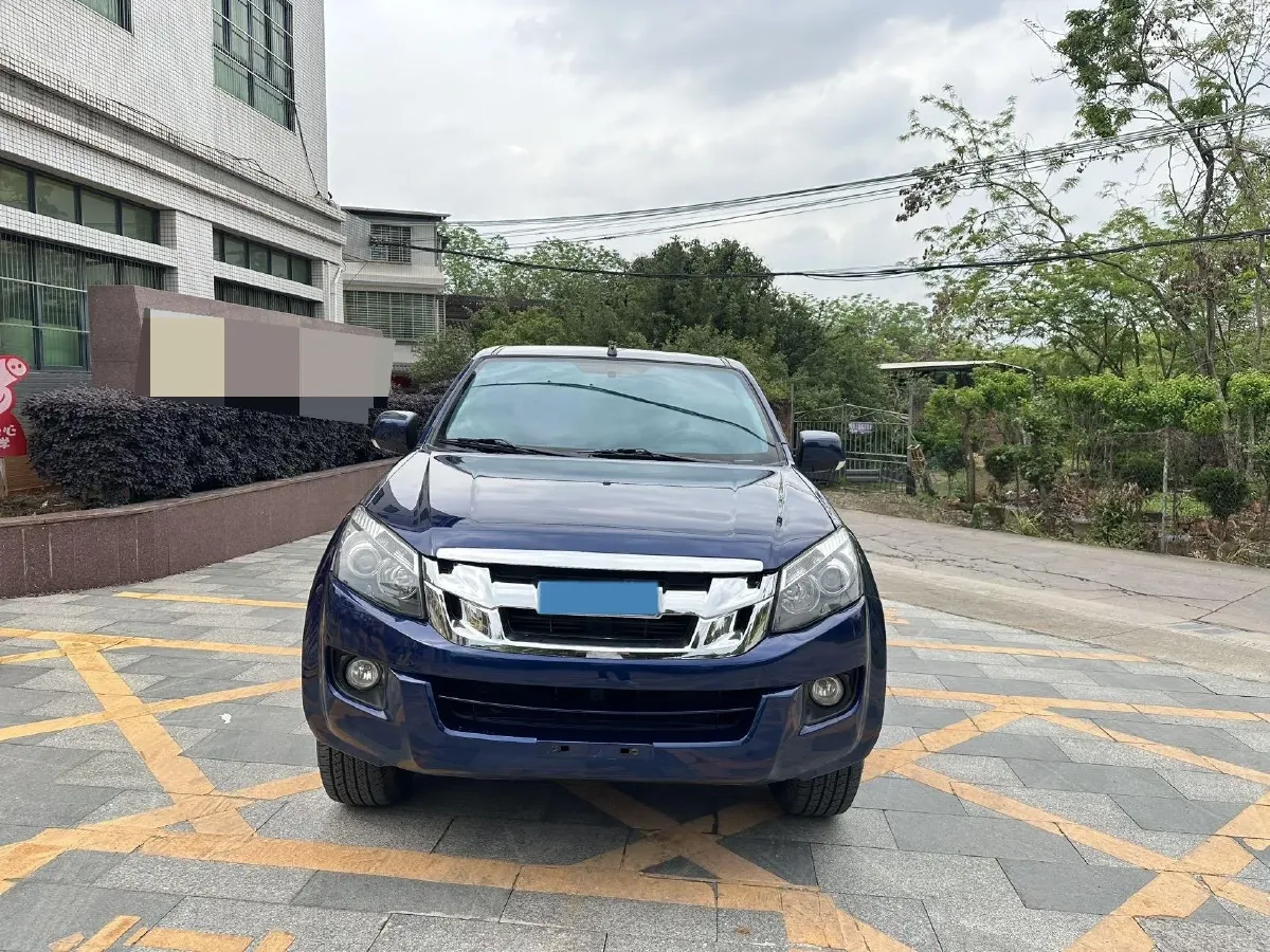 2020 Isuzu LingTuo 2.5T 150HP L4 6MT,autocango,china used car exporter,china ev exporter,chinese used car exporter,chinese used ev exporter