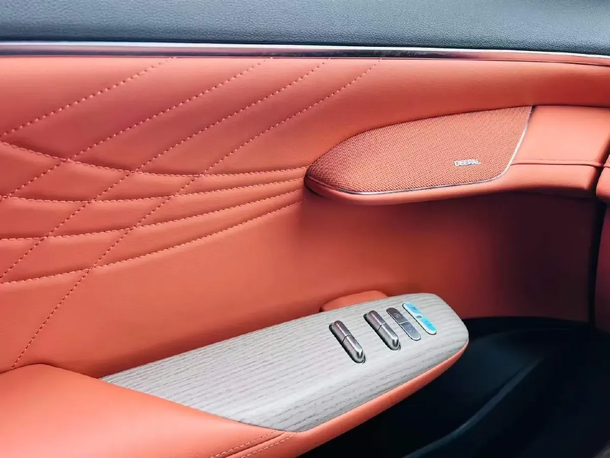 2023 Deepal S07 BEV 79.97KWH,autocango,china used car exporter,china ev exporter,chinese used car exporter,chinese used ev exporter