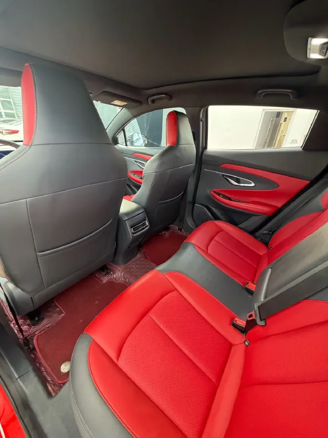 2020 ChangAn UNI-T 1.5T 180HP L4 7DCT,autocango,china used car exporter,china ev exporter,chinese used car exporter,chinese used ev exporter