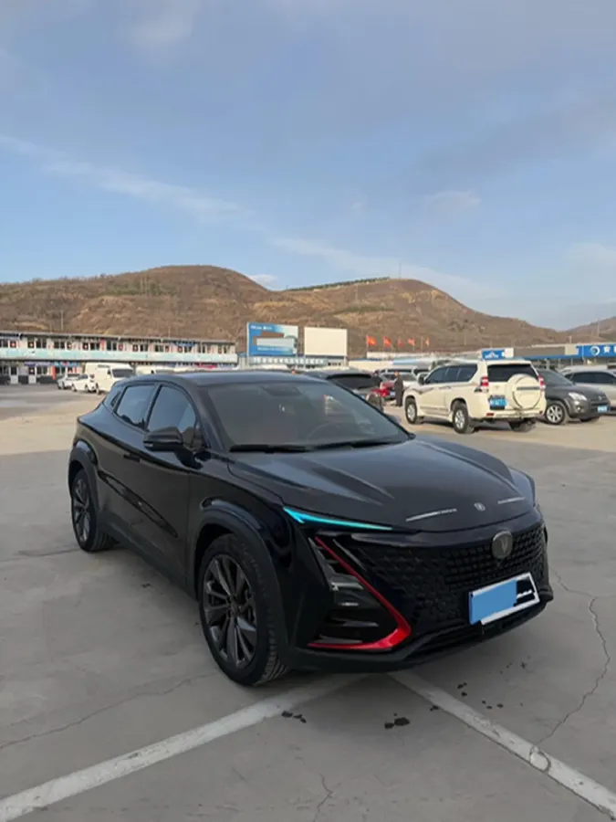 2020 ChangAn UNI-T 1.5T 180HP L4 7DCT,autocango,china used car exporter,china ev exporter,chinese used car exporter,chinese used ev exporter