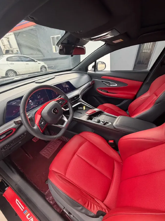 2020 ChangAn UNI-T 1.5T 180HP L4 7DCT,autocango,china used car exporter,china ev exporter,chinese used car exporter,chinese used ev exporter