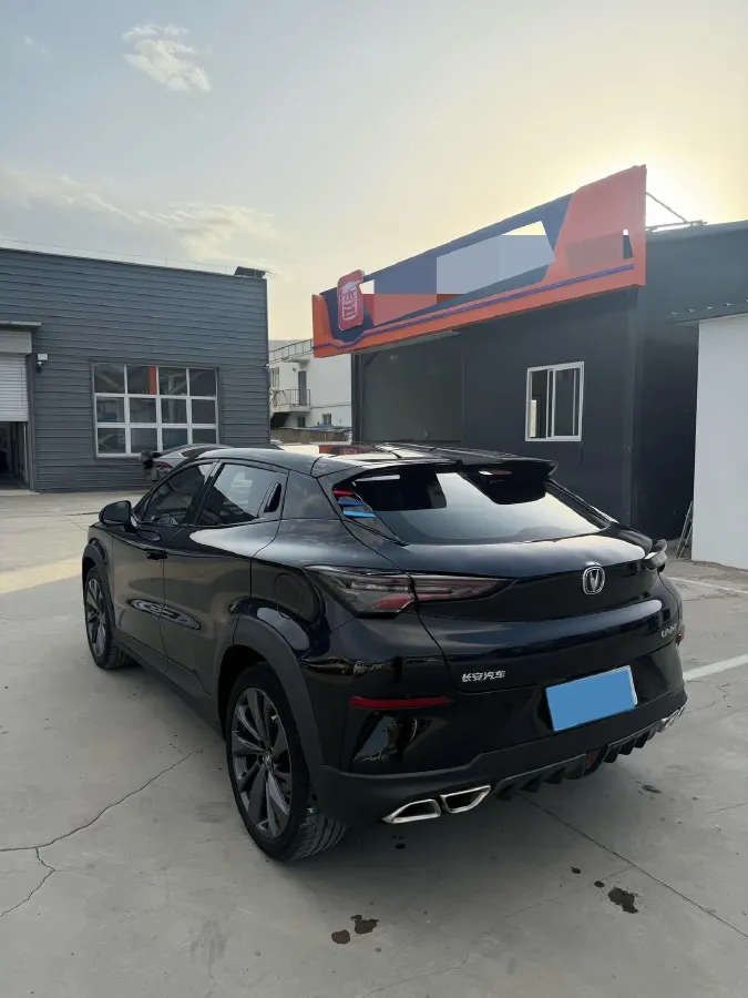 2020 ChangAn UNI-T 1.5T 180HP L4 7DCT,autocango,china used car exporter,china ev exporter,chinese used car exporter,chinese used ev exporter