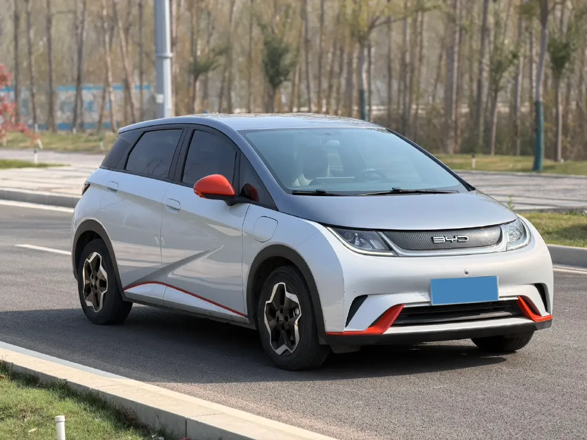 2021 Ford Escort 1.5L 122HP L3 6AT,autocango,china used car exporter,china ev exporter,chinese used car exporter,chinese used ev exporter