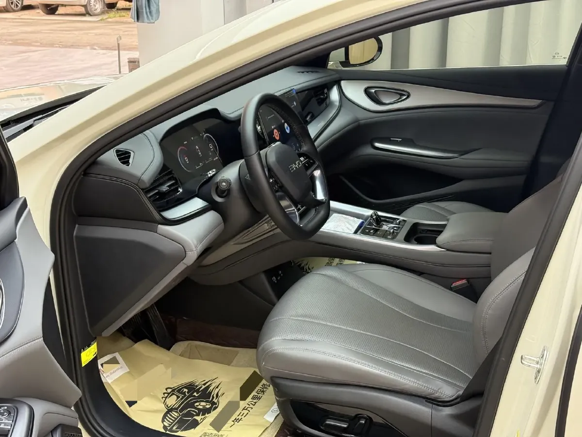 2025 BYD Seal07 DM-i 1.5L 101HP L4 E-CVT PHEV 10.08KWH,autocango,china used car exporter,china ev exporter,chinese used car exporter,chinese used ev exporter