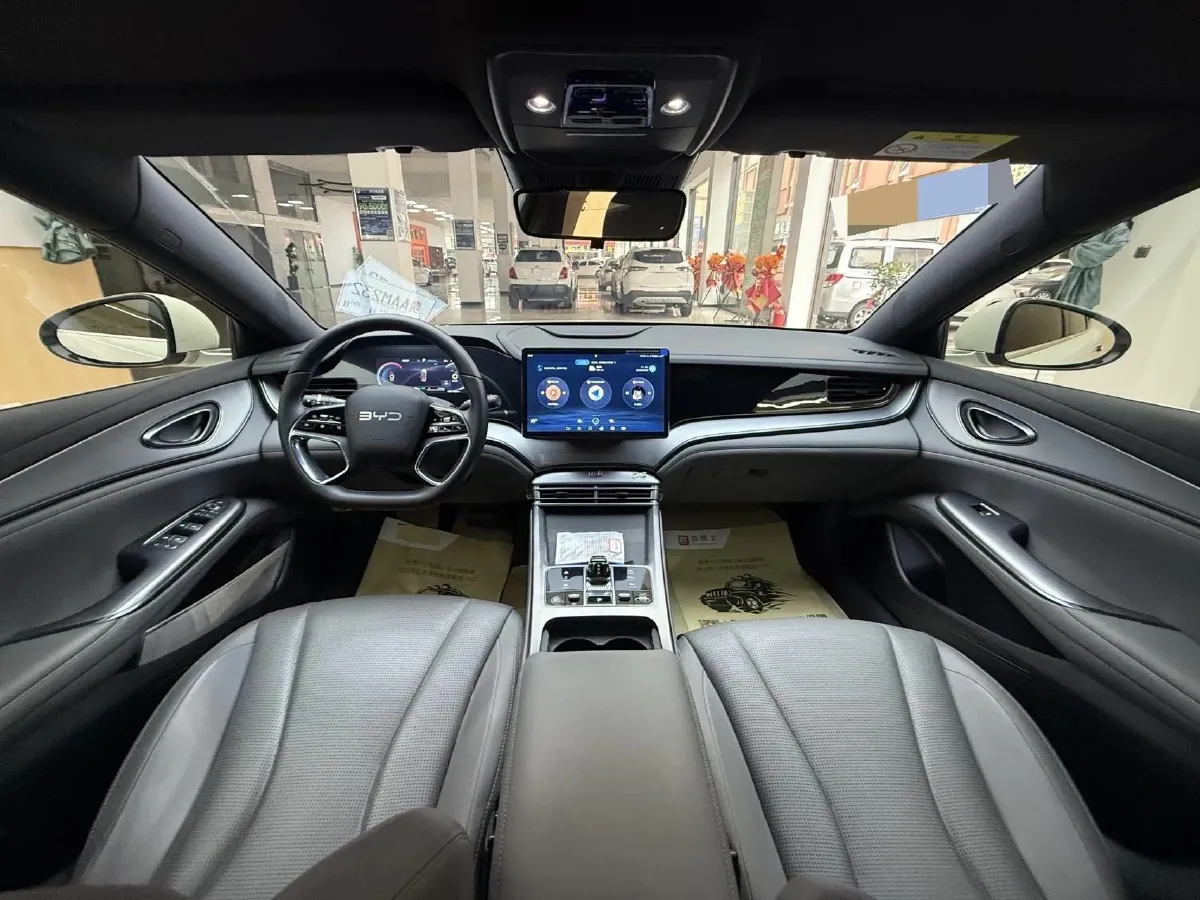 2025 BYD Seal07 DM-i 1.5L 101HP L4 E-CVT PHEV 10.08KWH,autocango,china used car exporter,china ev exporter,chinese used car exporter,chinese used ev exporter