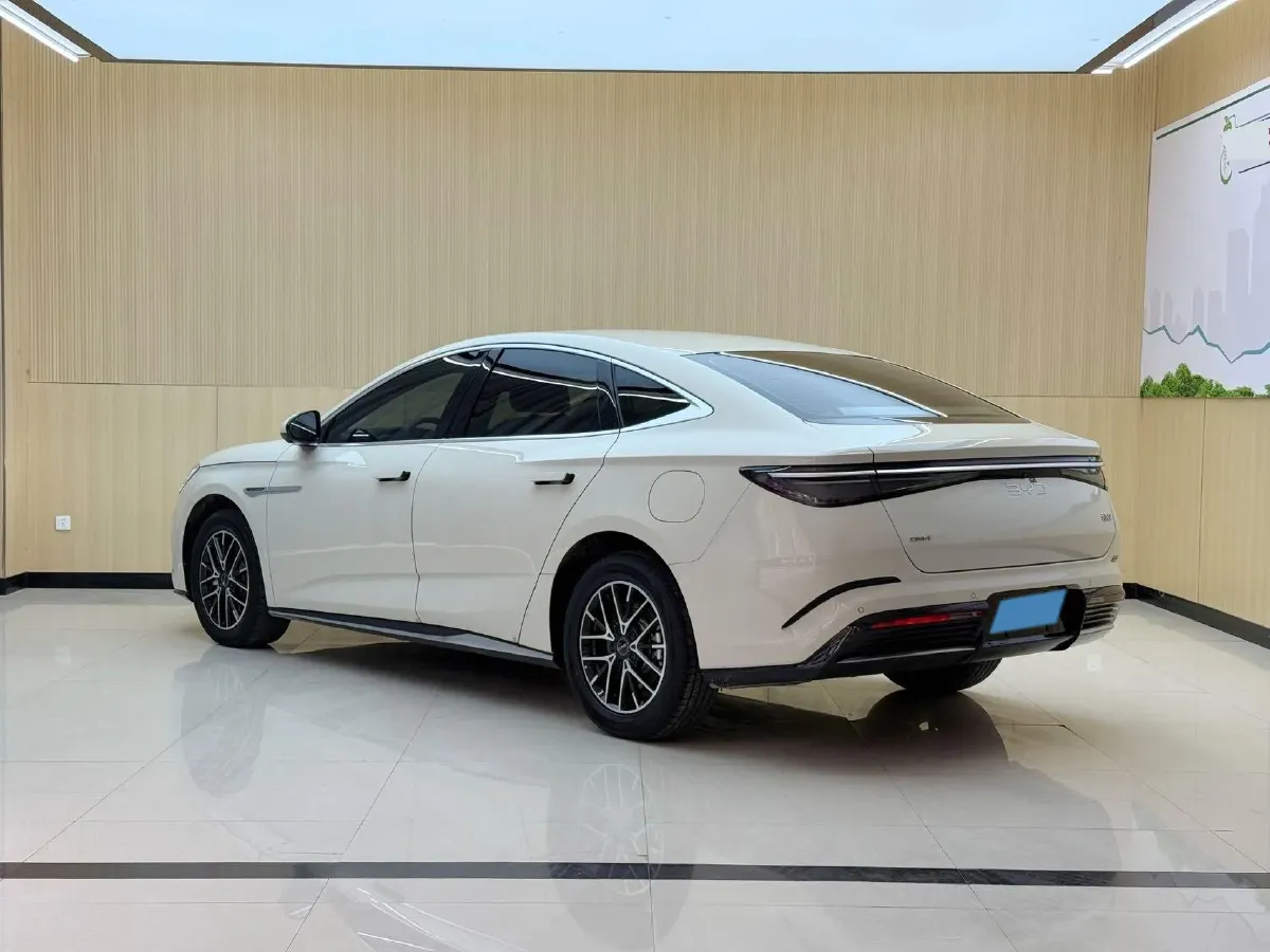 2025 BYD Seal07 DM-i 1.5L 101HP L4 E-CVT PHEV 10.08KWH,autocango,china used car exporter,china ev exporter,chinese used car exporter,chinese used ev exporter