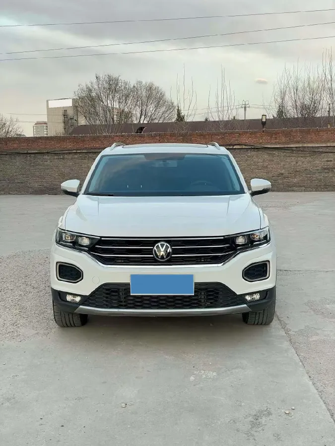 2021 Volkswagen T-Roc 1.4T 150HP L4 7DCT,autocango,china used car exporter,china ev exporter,chinese used car exporter,chinese used ev exporter