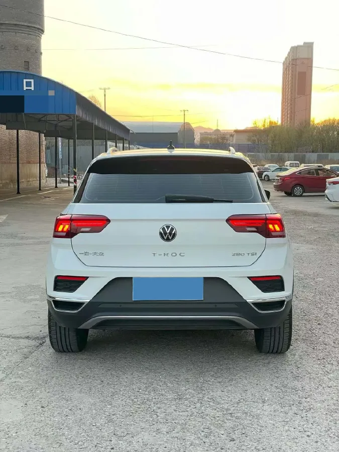 2021 Volkswagen T-Roc 1.4T 150HP L4 7DCT,autocango,china used car exporter,china ev exporter,chinese used car exporter,chinese used ev exporter