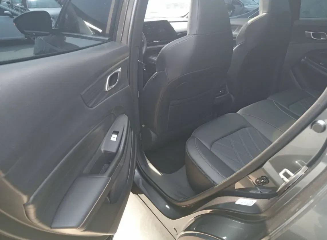 2025 ChangAn QiYuan Q05 Classic 1.5L 98HP L4 E-CVT PHEV 18.4KWH,autocango,china used car exporter,china ev exporter,chinese used car exporter,chinese used ev exporter