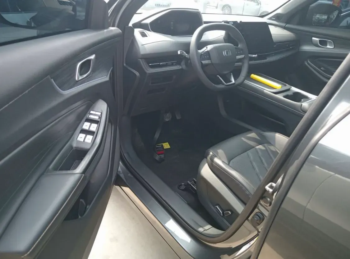 2025 ChangAn QiYuan Q05 Classic 1.5L 98HP L4 E-CVT PHEV 18.4KWH,autocango,china used car exporter,china ev exporter,chinese used car exporter,chinese used ev exporter