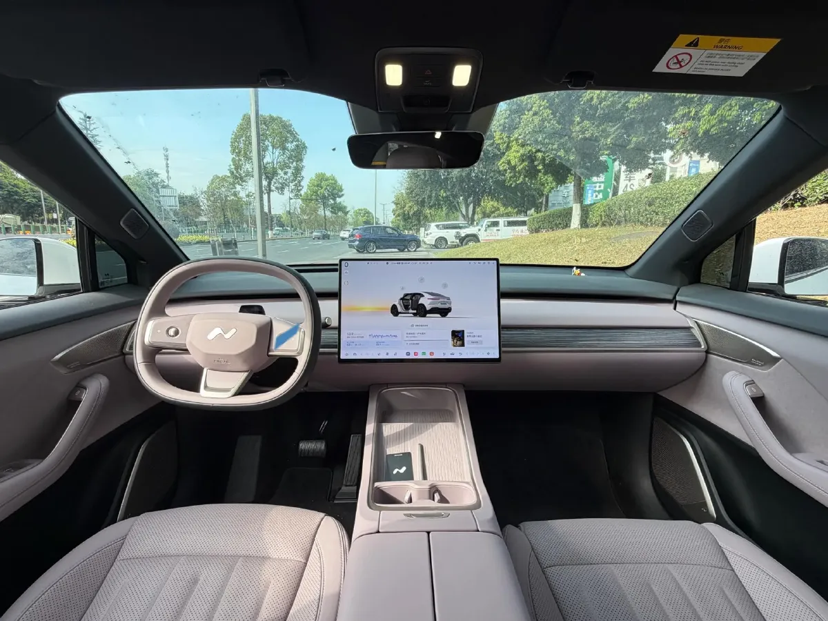 2024 ONVO L60 BEV 60KWH,autocango,china used car exporter,china ev exporter,chinese used car exporter,chinese used ev exporter