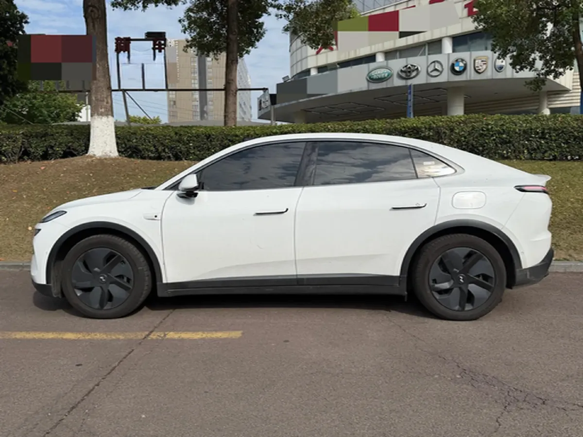 2024 ONVO L60 BEV 60KWH,autocango,china used car exporter,china ev exporter,chinese used car exporter,chinese used ev exporter