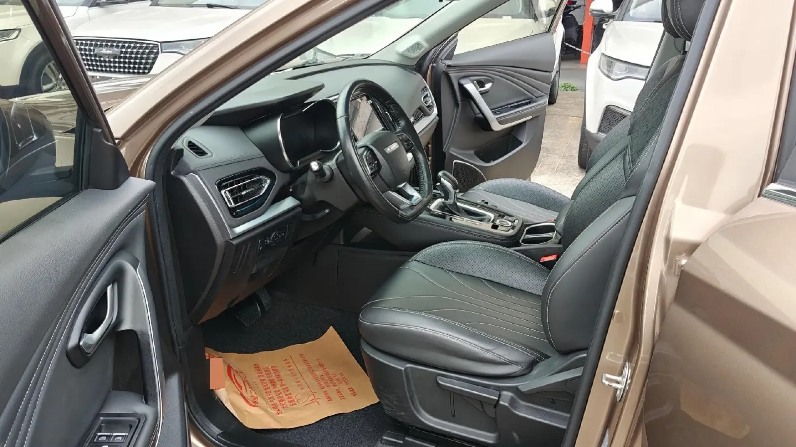 2019 Jetour X70S 1.5T 156HP L4 6DCT,autocango,china used car exporter,china ev exporter,chinese used car exporter,chinese used ev exporter