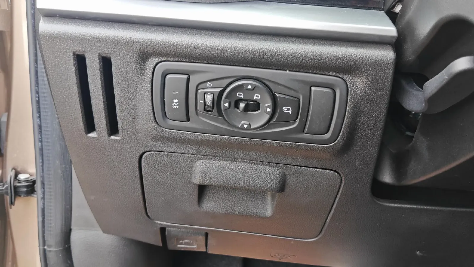 2019 Jetour X70S 1.5T 156HP L4 6DCT,autocango,china used car exporter,china ev exporter,chinese used car exporter,chinese used ev exporter