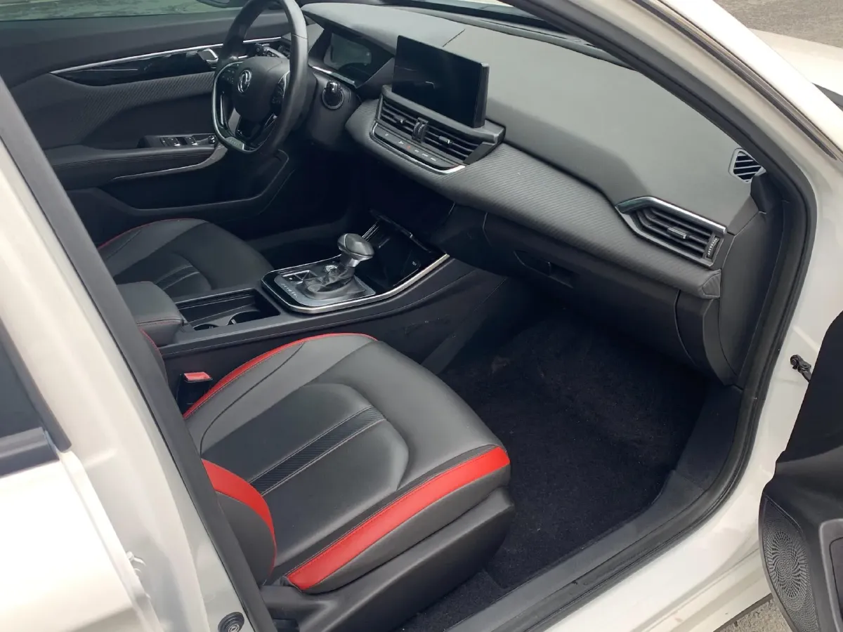 2020 DongFeng Aeolus YiXuan 1.5T 150HP L4 6DCT,autocango,china used car exporter,china ev exporter,chinese used car exporter,chinese used ev exporter