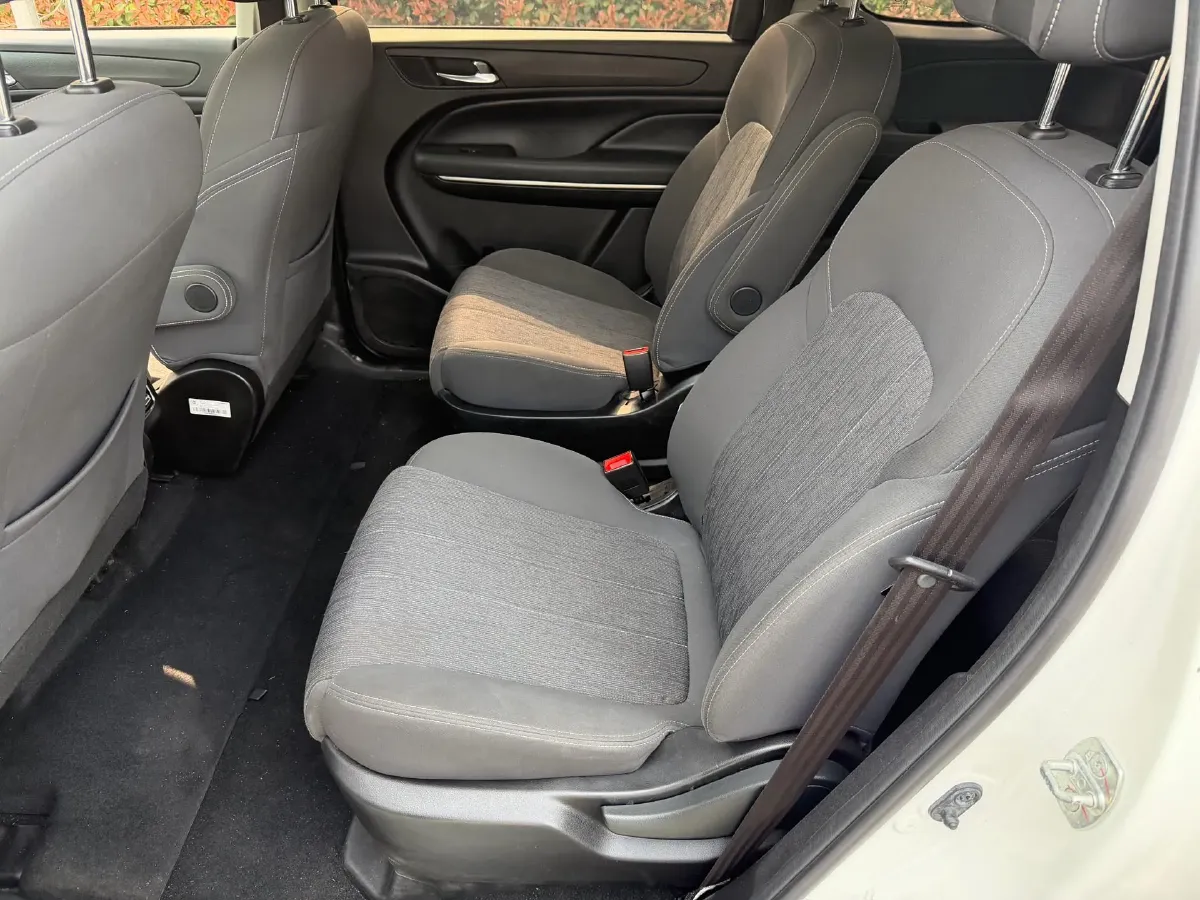 2021 GAC Trumpchi M6 1.5T 169HP L4 7DCT,autocango,china used car exporter,china ev exporter,chinese used car exporter,chinese used ev exporter