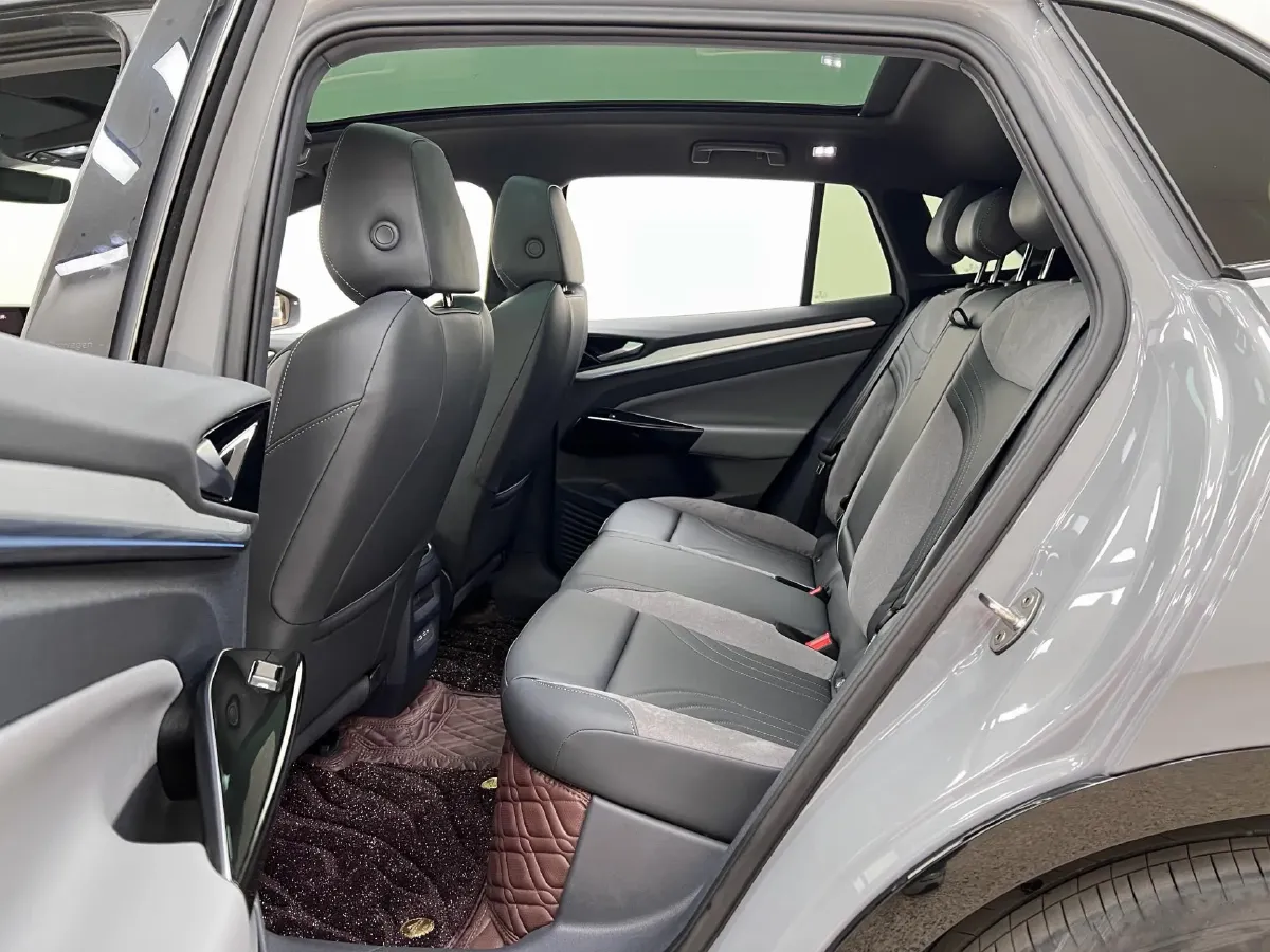 2024 Volkswagen ID.4 Crozz BEV 84.8KWH,autocango,china used car exporter,china ev exporter,chinese used car exporter,chinese used ev exporter