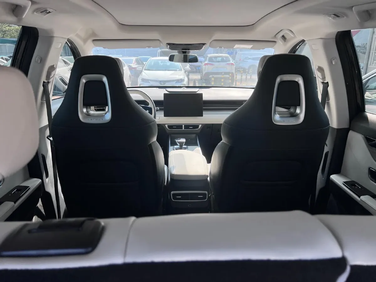 2024 Jetour DASHING 1.5T 156HP L4 6DCT,autocango,china used car exporter,china ev exporter,chinese used car exporter,chinese used ev exporter