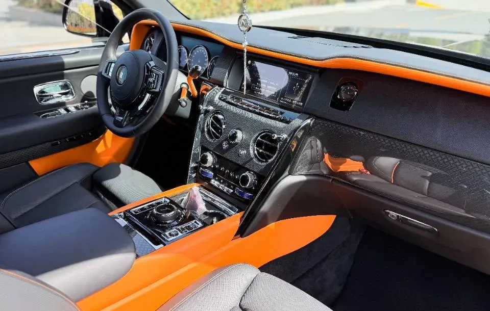 2020 Rolls-Royce Cullinan 6.7T 600HP V12 8AT,autocango,china used car exporter,china ev exporter,chinese used car exporter,chinese used ev exporter