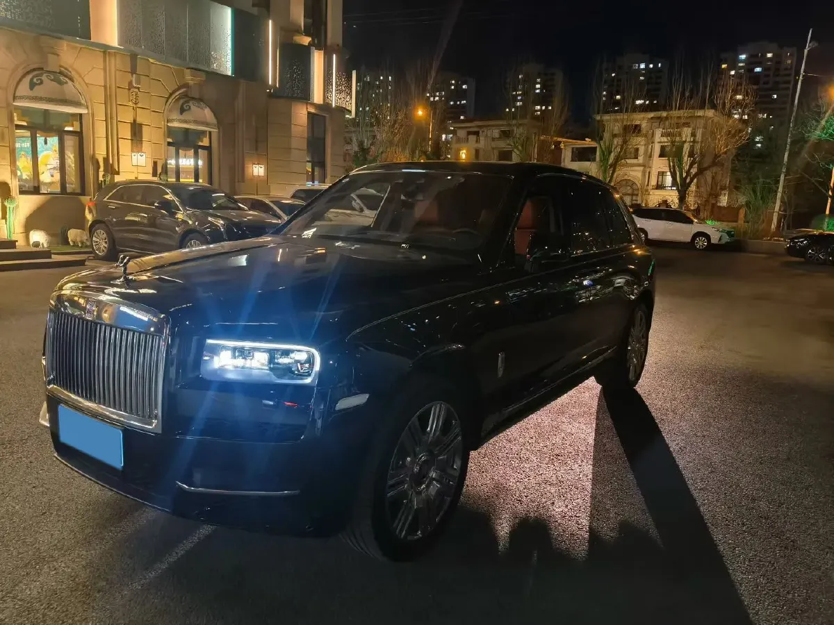 2018 Rolls-Royce Cullinan 6.7T 571HP V12 8AT,autocango,china used car exporter,china ev exporter,chinese used car exporter,chinese used ev exporter