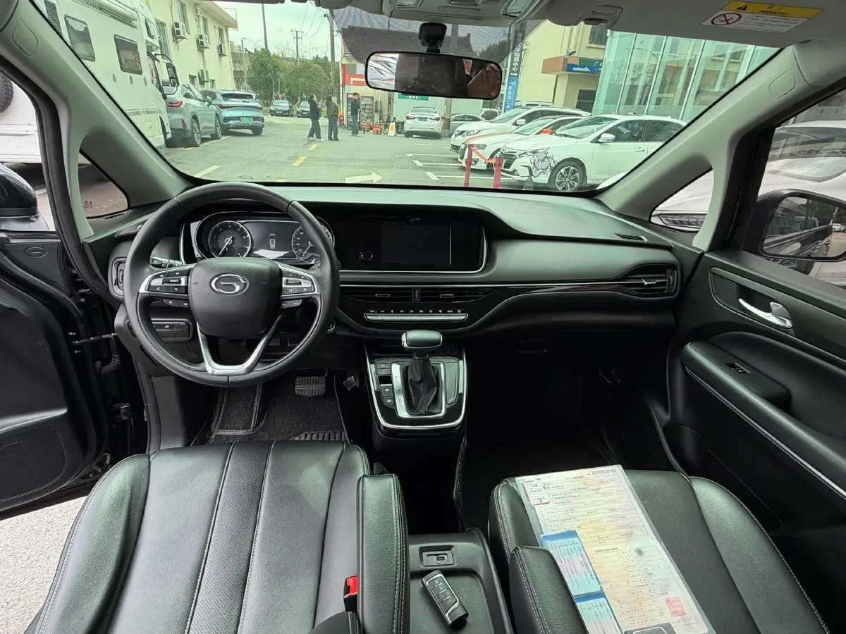 2021 GAC Trumpchi M6 1.5T 169HP L4 7DCT,autocango,china used car exporter,china ev exporter,chinese used car exporter,chinese used ev exporter