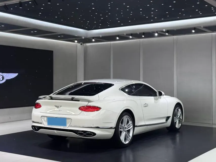 2022 Bentley Continental 4.0T 549HP V8 8DCT,autocango,china used car exporter,china ev exporter,chinese used car exporter,chinese used ev exporter