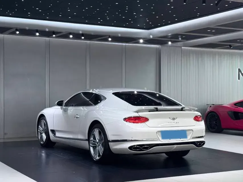 2022 Bentley Continental 4.0T 549HP V8 8DCT,autocango,china used car exporter,china ev exporter,chinese used car exporter,chinese used ev exporter