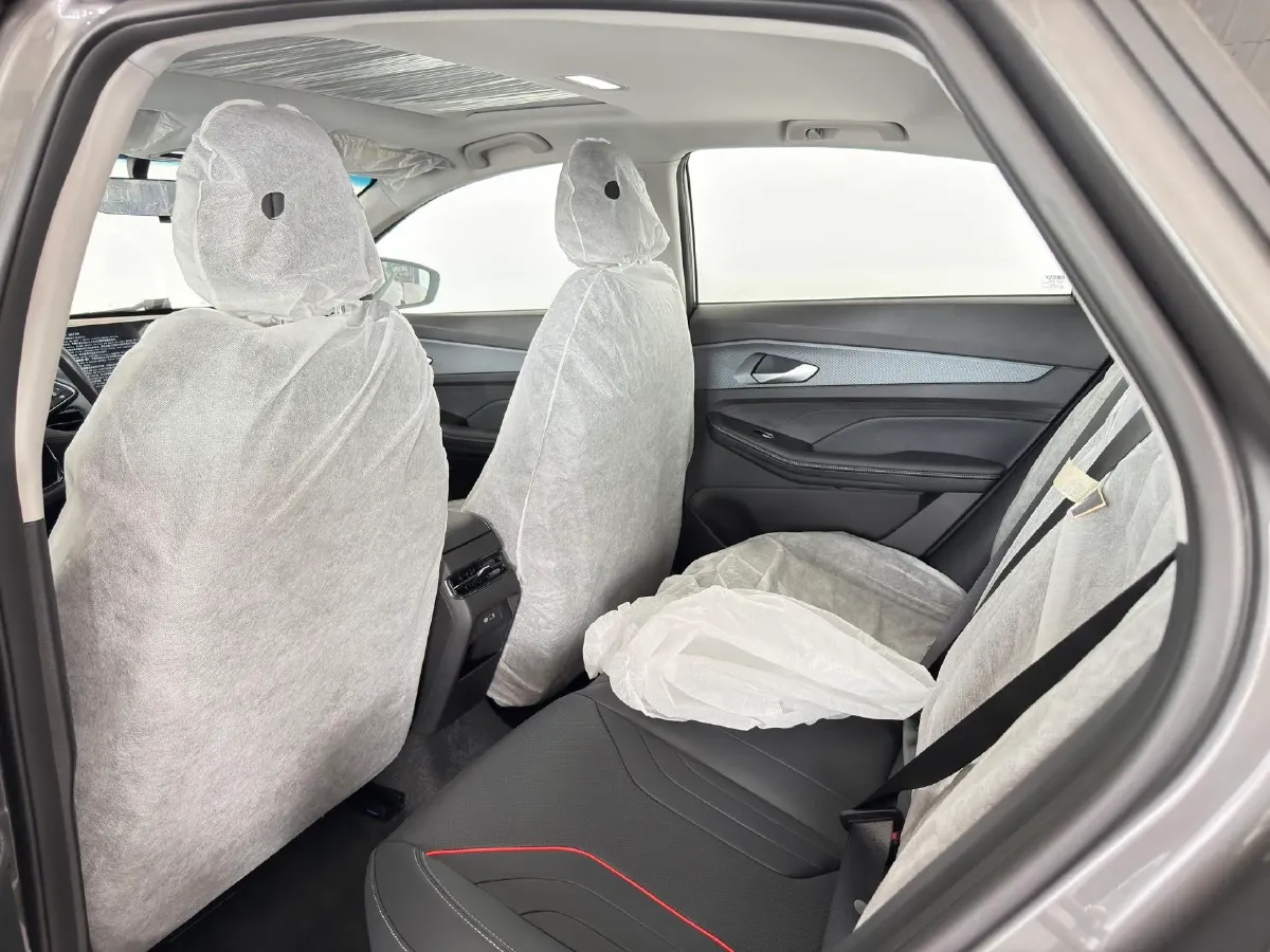 2024 Geely Binray 1.5T 181HP L4 7DCT,autocango,china used car exporter,china ev exporter,chinese used car exporter,chinese used ev exporter