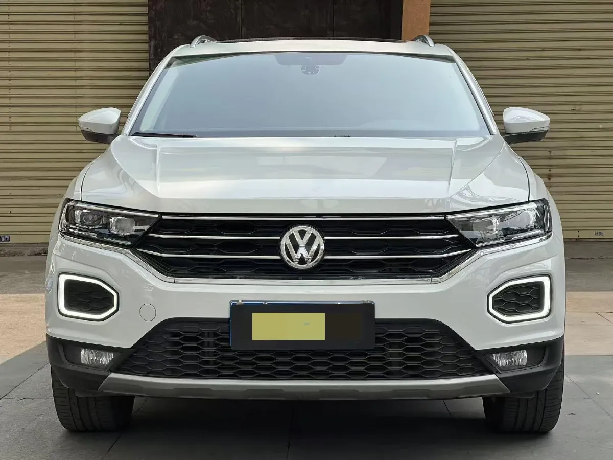 2020 Volkswagen T-Roc 1.4T 150HP L4 7DCT,autocango,china used car exporter,china ev exporter,chinese used car exporter,chinese used ev exporter