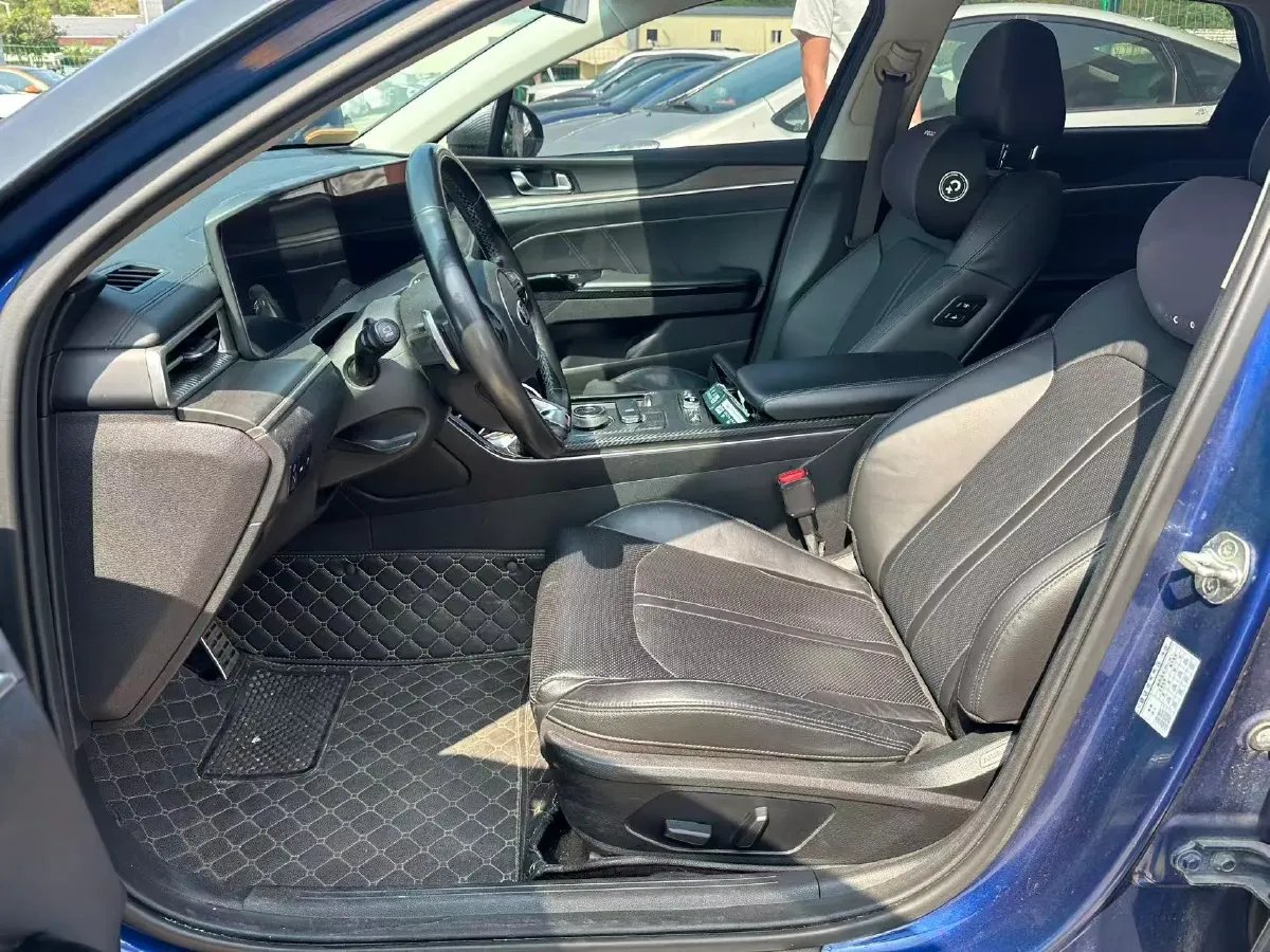 2020 Kia K5 2.0T 240HP L4 8AT,autocango,china used car exporter,china ev exporter,chinese used car exporter,chinese used ev exporter