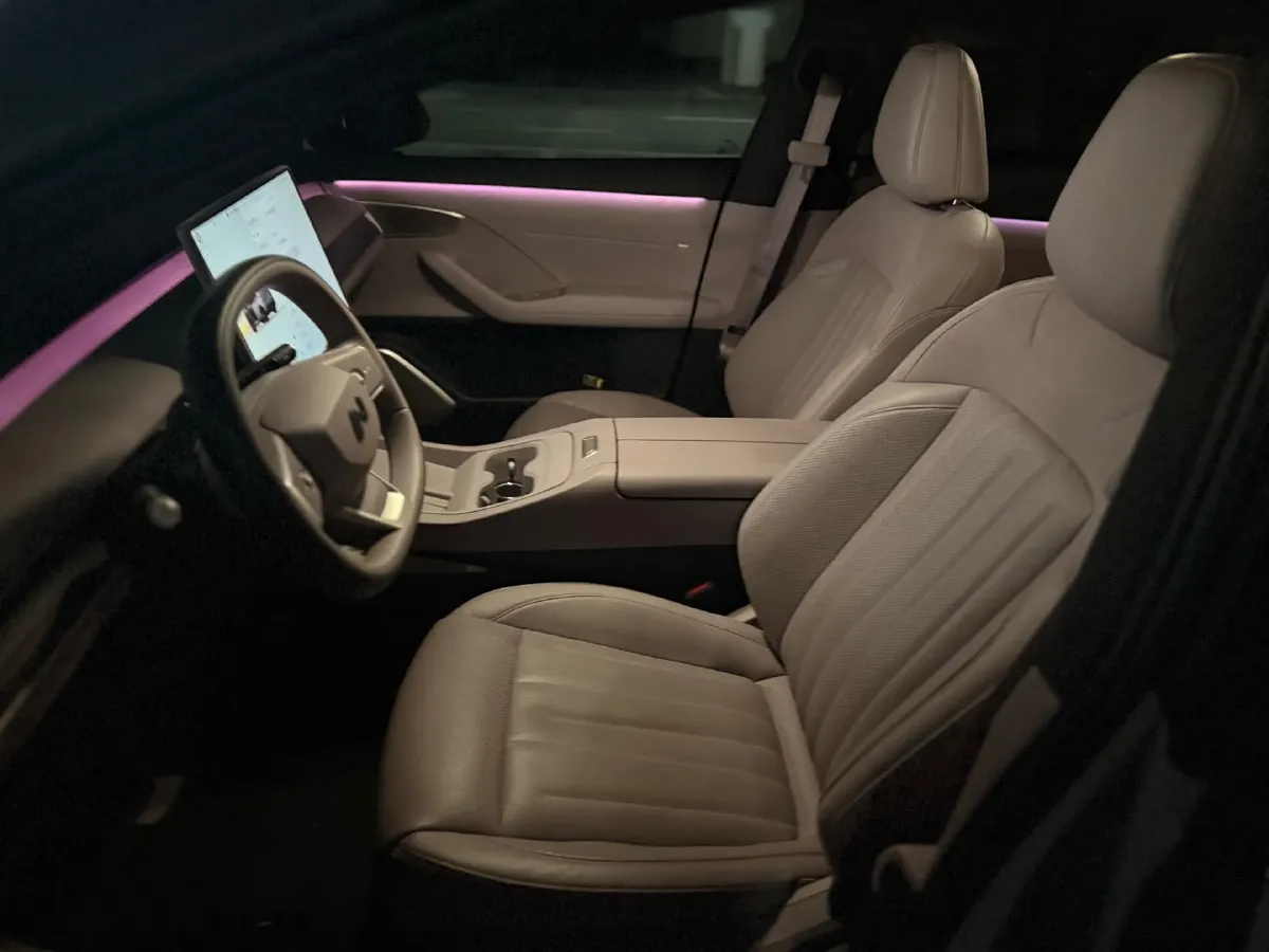 2024 ONVO L60 BEV 60KWH,autocango,china used car exporter,china ev exporter,chinese used car exporter,chinese used ev exporter