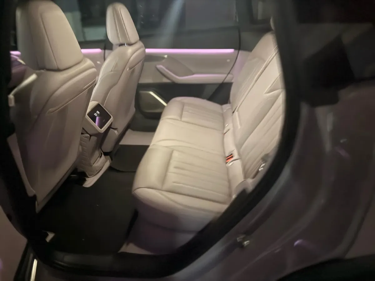 2024 ONVO L60 BEV 60KWH,autocango,china used car exporter,china ev exporter,chinese used car exporter,chinese used ev exporter