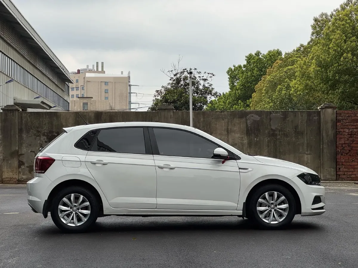 2019 Volkswagen Polo 1.5L 113HP L4 6AT,autocango,china used car exporter,china ev exporter,chinese used car exporter,chinese used ev exporter