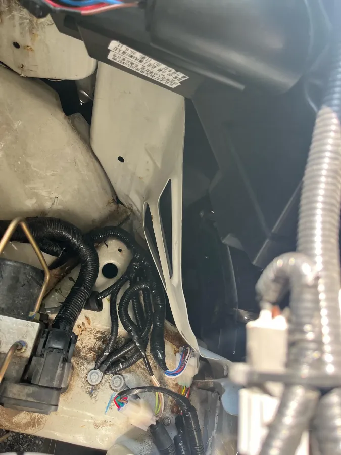 2024 Dongfeng YuFengEM27 BEV 41.472KWH,autocango,china used car exporter,china ev exporter,chinese used car exporter,chinese used ev exporter